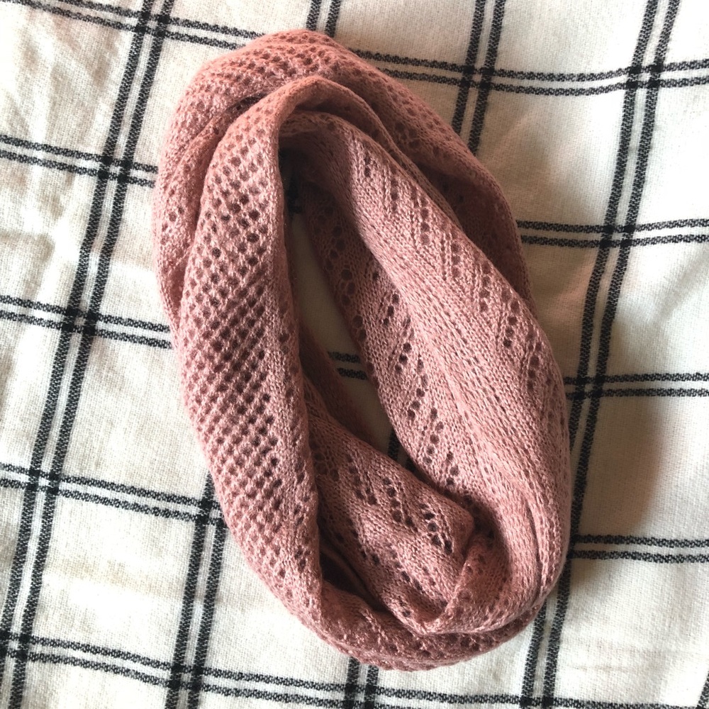 RUBI || Pink Infinity Scarf